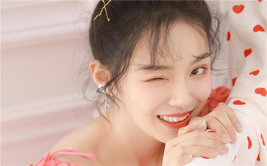 老牛吃牧草完整视频