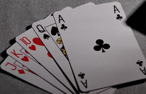 深入解析吹牛扑克游戏规则：创造属于你的胜利之道