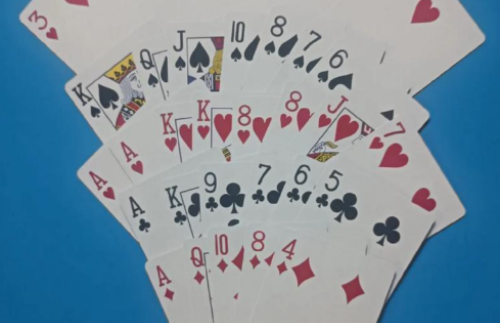 扑克的乐趣：6~12岁儿童的扑克牌玩法攻略