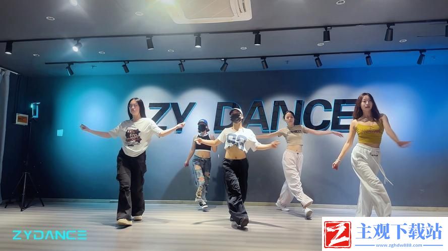 JAZZ老师和HIPHOP老师-网友：这些舞蹈背后的故事太有意思了！